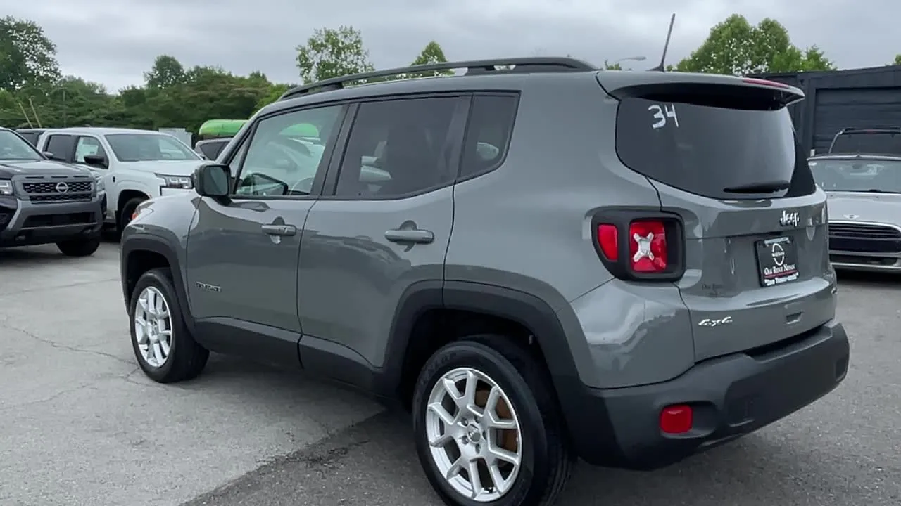 2021 Jeep Renegade Latitude - Photo 10
