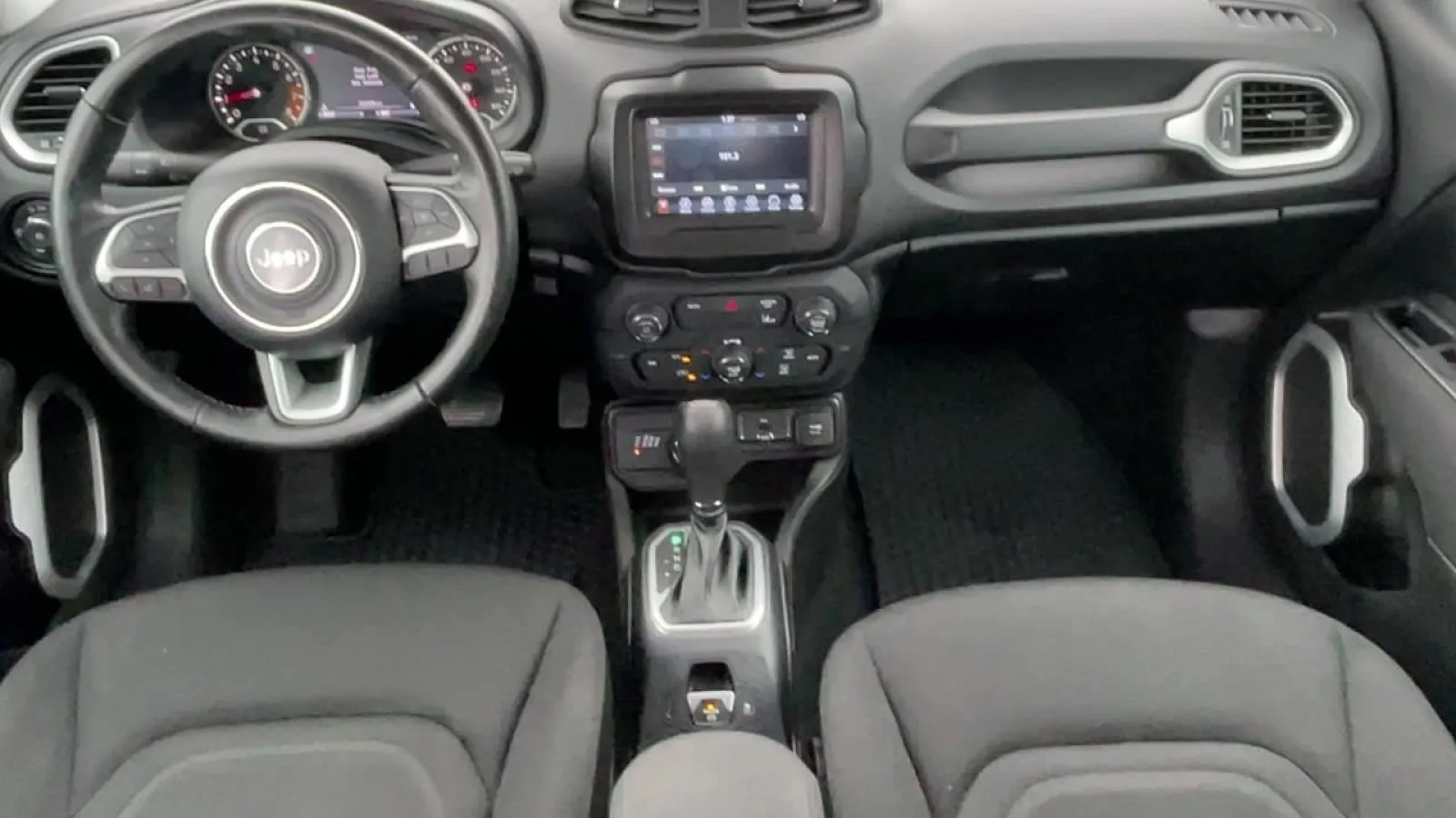 2021 Jeep Renegade Latitude - Photo 23