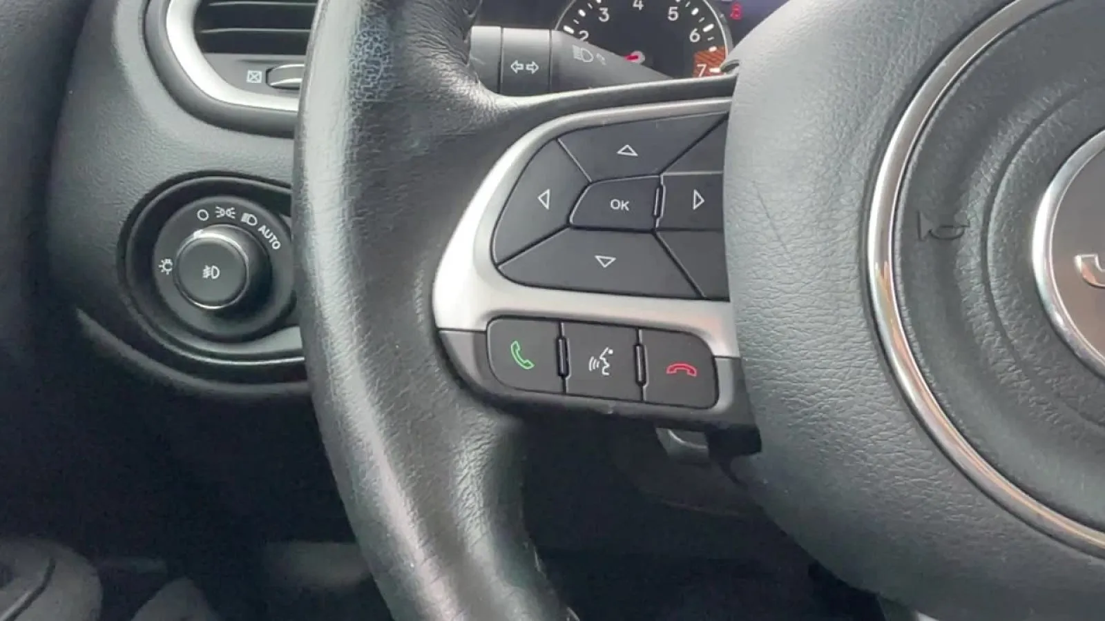 2021 Jeep Renegade Latitude - Photo 17