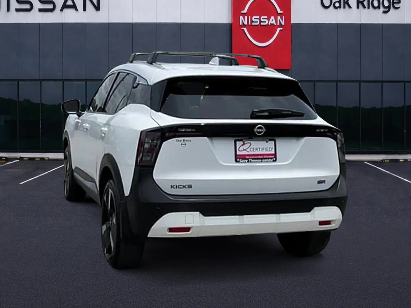 2025 Nissan Kicks SR - Photo 10