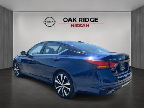 More photos of 2021 NISSAN ALTIMA SR 2.5 SR at Oak Ridge Nissan, TN