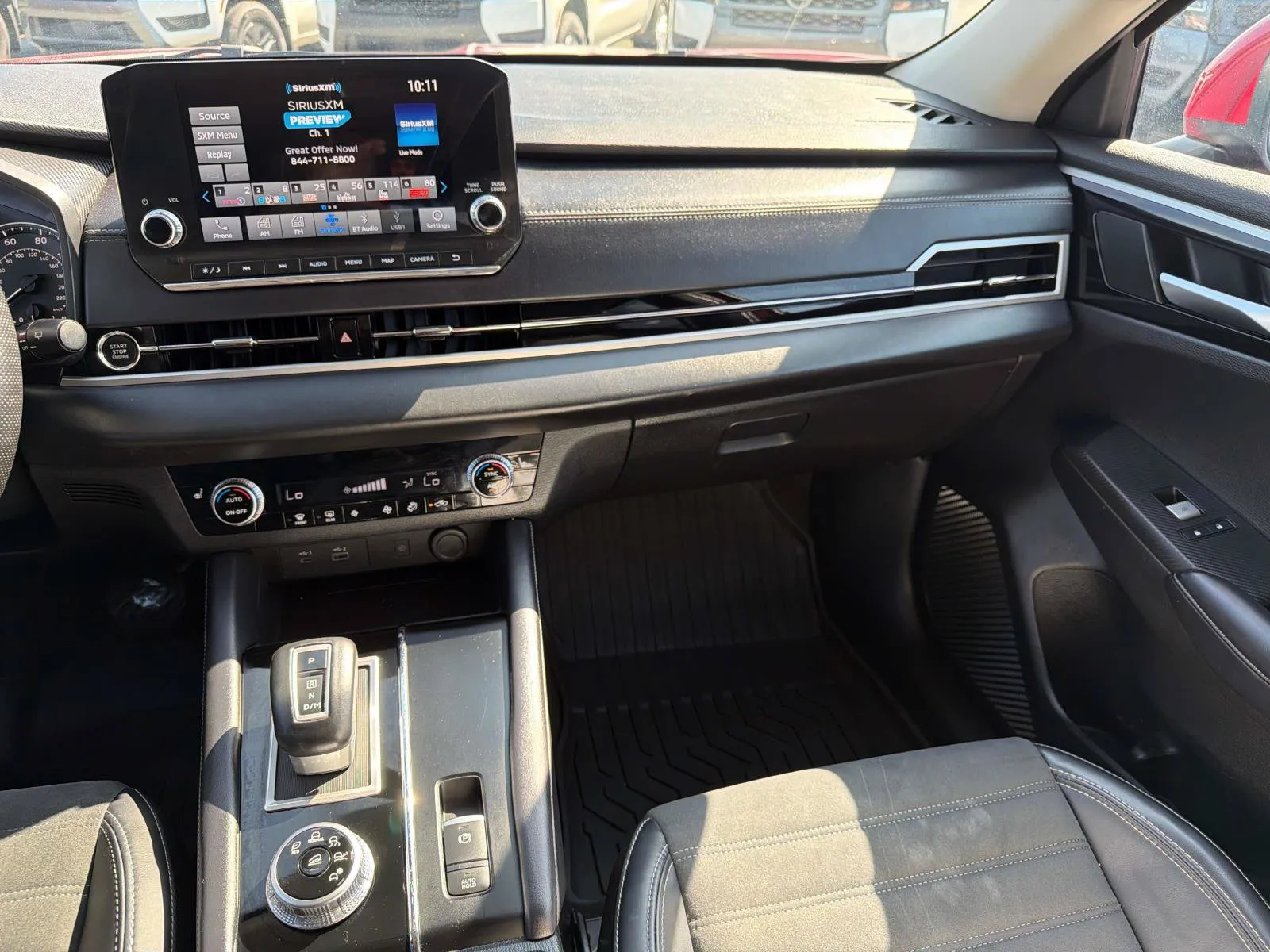 2024 Mitsubishi Outlander SE - Photo 13