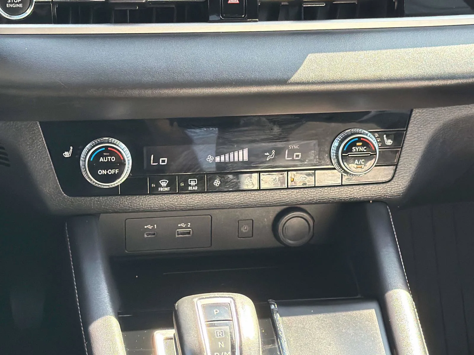 2024 Mitsubishi Outlander SE - Photo 15