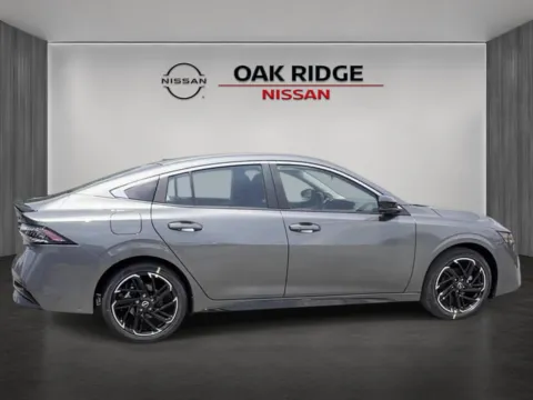 Photos of 2026 NISSAN SENTRA SR for sale in Oak Ridge, TN at Oak Ridge Nissan
