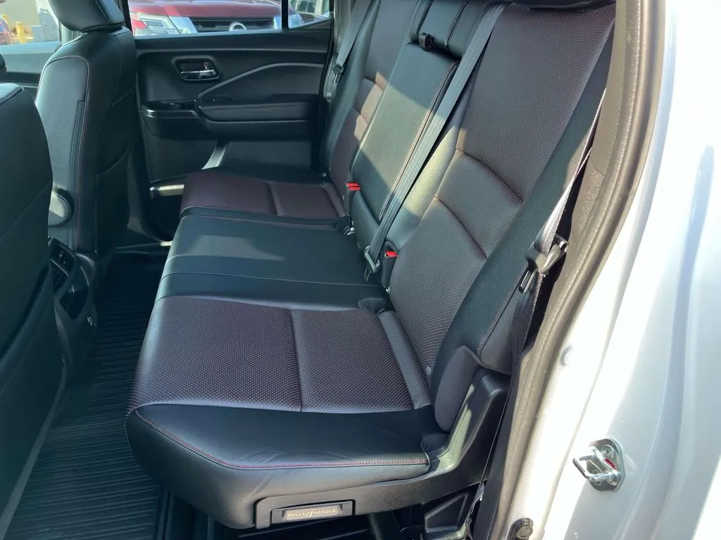 2022 Honda Ridgeline Black Edition - Photo 22