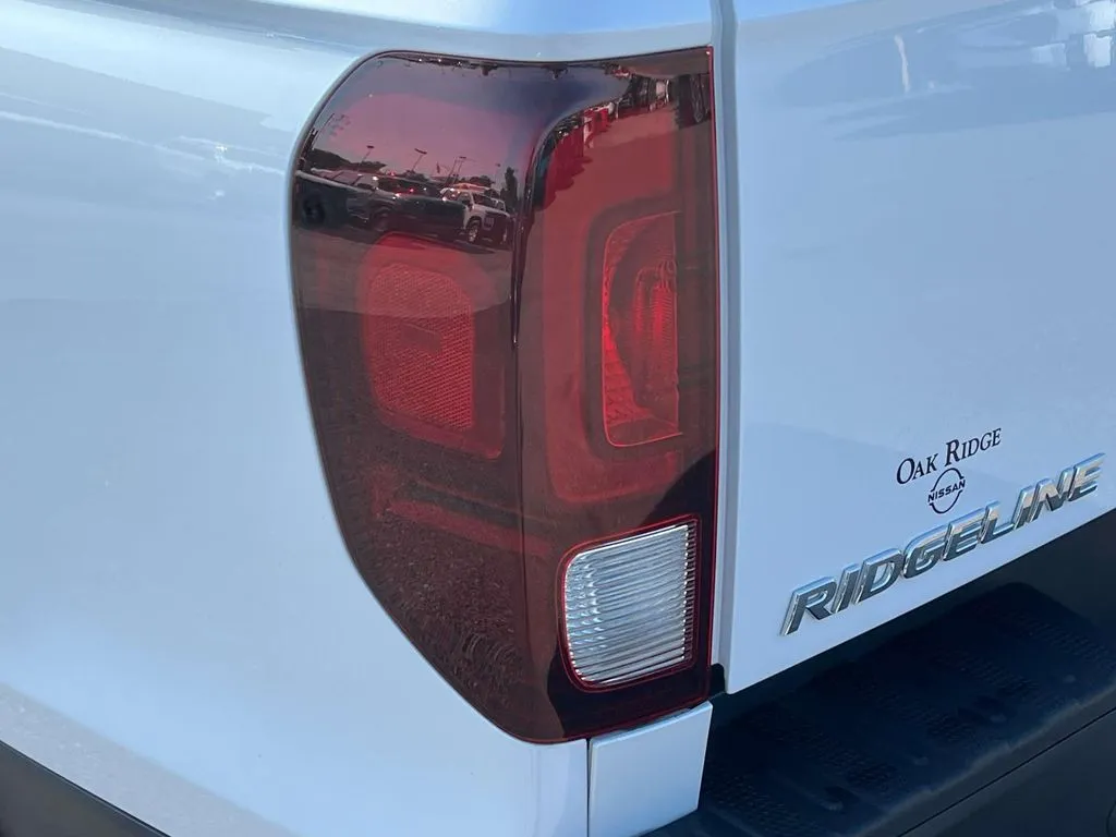 2022 Honda Ridgeline Black Edition - Photo 10