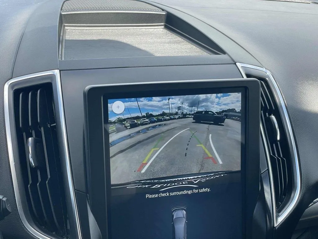 2024 Ford Edge Titanium - Photo 13