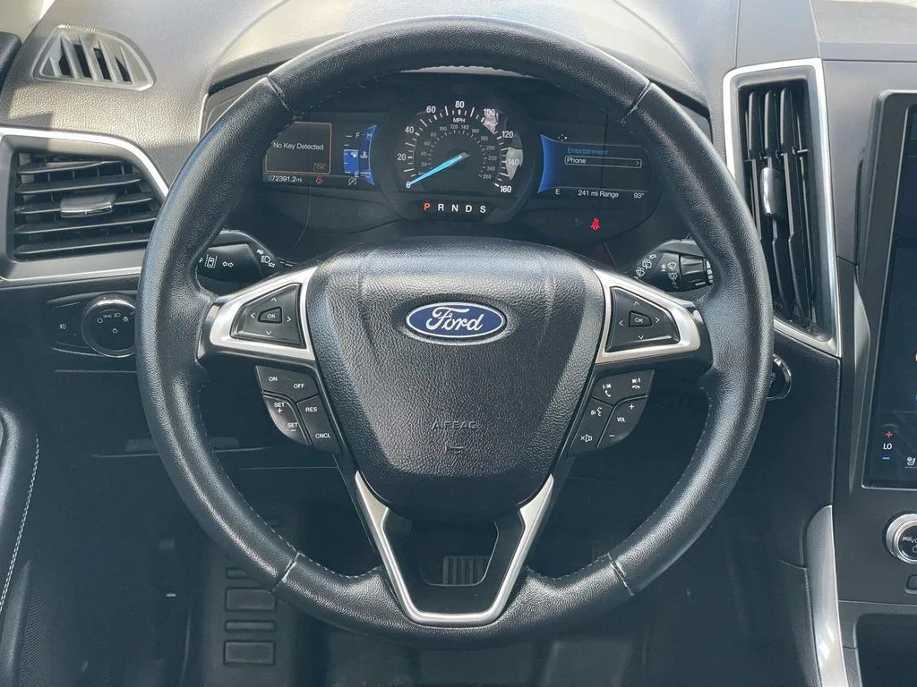 2024 Ford Edge Titanium - Photo 15