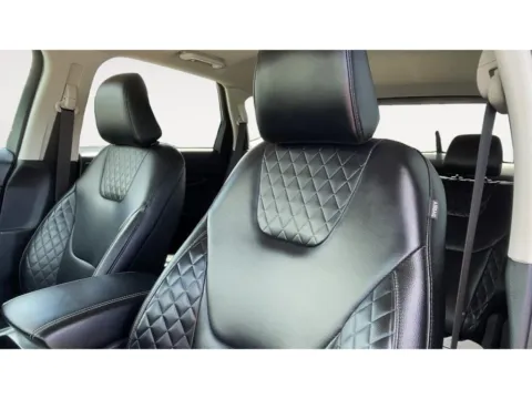 More photos of 2024 Ford Edge Titanium at Oak Ridge Nissan, TN