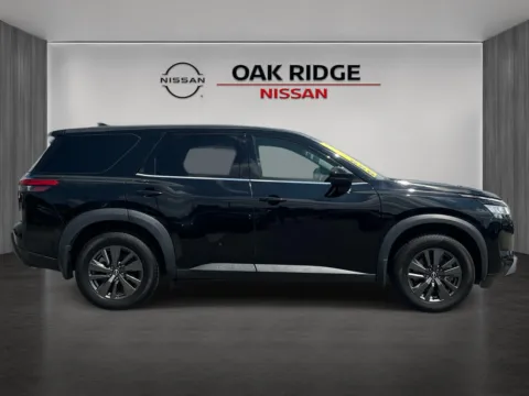Photos of 2022 NISSAN PATHFINDER S for sale in Oak Ridge, TN at Oak Ridge Nissan