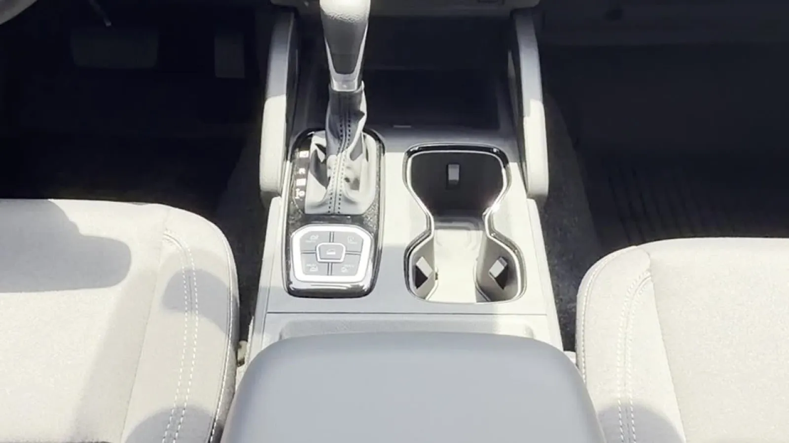 2026 Nissan Frontier SV - Photo 20