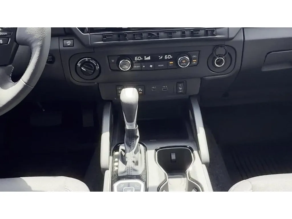 2026 Nissan Frontier SV - Photo 10
