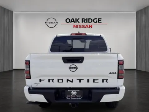 More photos of 2026 Nissan Frontier SV at Oak Ridge Nissan, TN