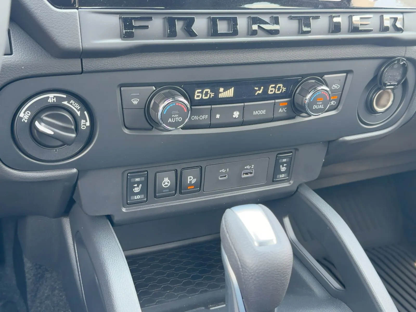 2026 Nissan Frontier SV - Photo 28