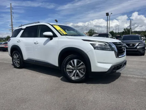 White 2025 NISSAN PATHFINDER SL for sale in Oak Ridge, TN