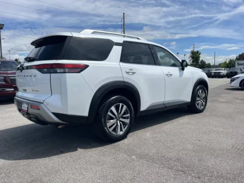 Another view of 2025 NISSAN PATHFINDER SL for sale in Oak Ridge, TN at Oak Ridge Nissan