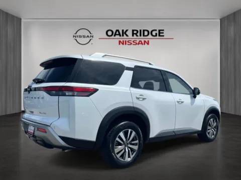 Another view of 2025 NISSAN PATHFINDER SL for sale in Oak Ridge, TN at Oak Ridge Nissan