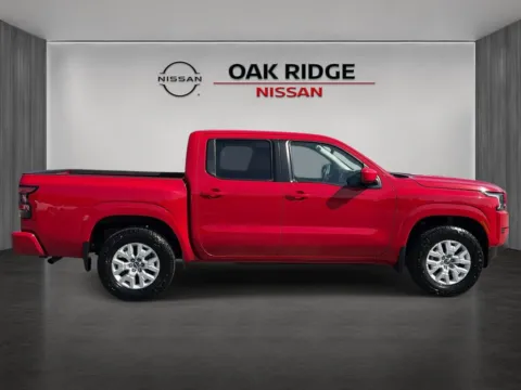 Photos of 2022 Nissan Frontier SV for sale in Oak Ridge, TN at Oak Ridge Nissan