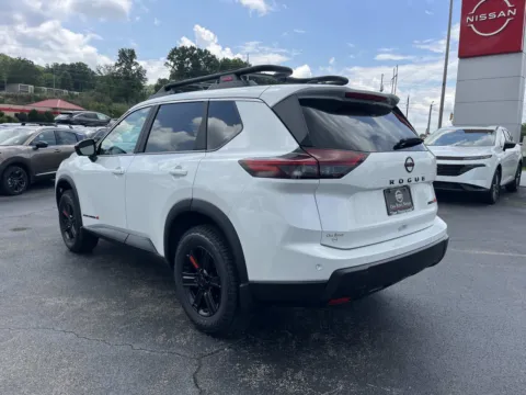More photos of 2026 NISSAN ROGUE Rock Creek at Oak Ridge Nissan, TN