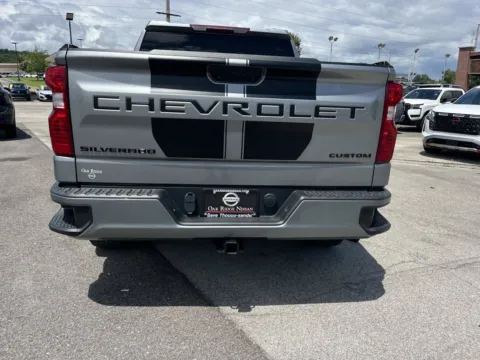 More photos of 2023 CHEVROLET SILVERADO K1500 Custom at Oak Ridge Nissan, TN