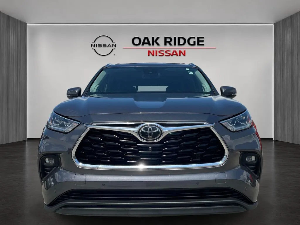 2022 Toyota Highlander Limited - Photo 8