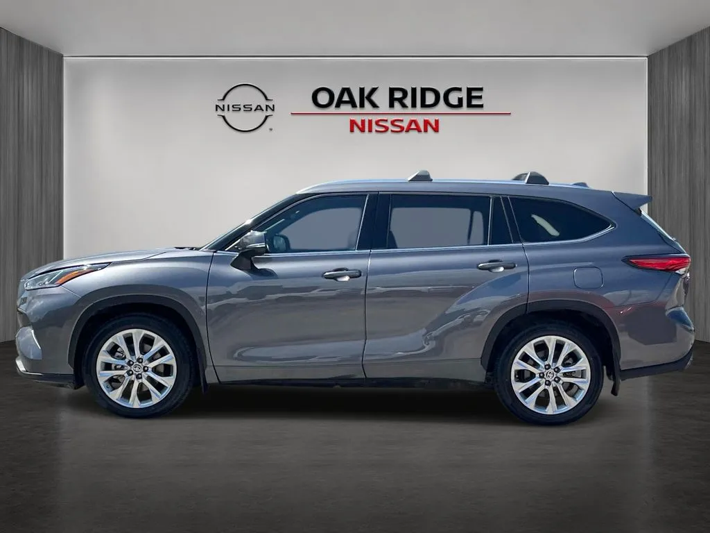2022 Toyota Highlander Limited - Photo 6