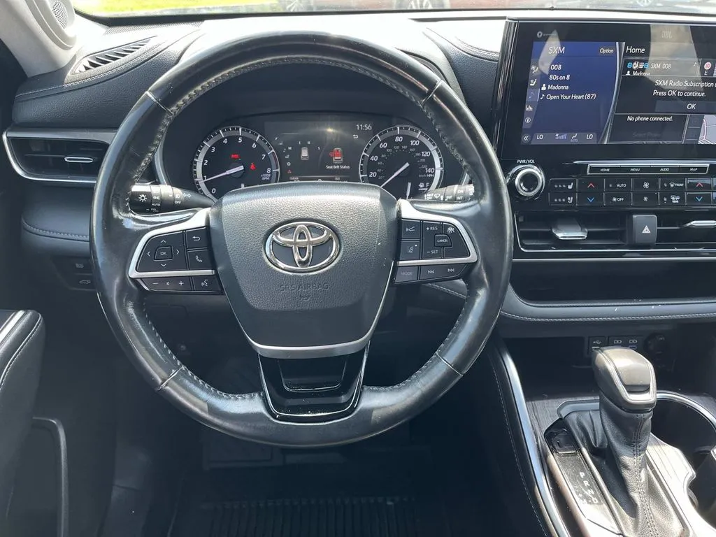 2022 Toyota Highlander Limited - Photo 12