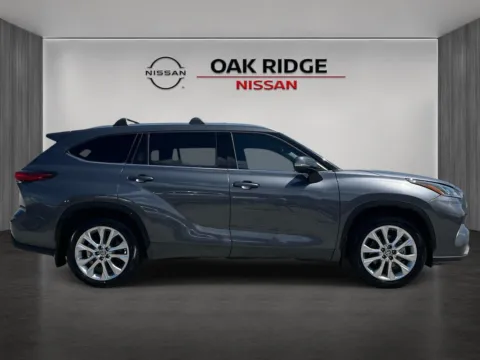 Photos of 2022 Toyota Highlander Limited for sale in Oak Ridge, TN at Oak Ridge Nissan