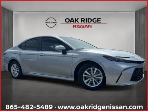 Silver 2025 Toyota Camry Hybrid LE for sale in Oak Ridge, TN