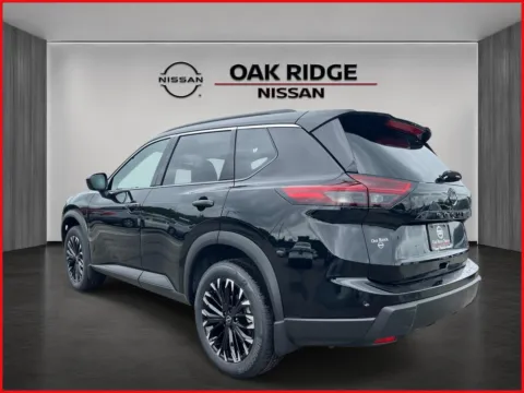 More photos of 2026 Nissan Rogue Dark Armor at Oak Ridge Nissan, TN