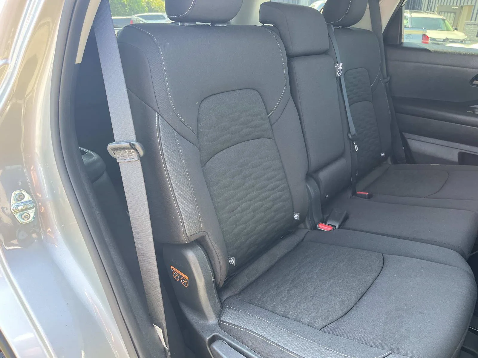 2025 Nissan Pathfinder SV - Photo 23