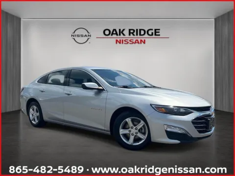 Silver 2022 Chevrolet Malibu LT for sale in Oak Ridge, TN