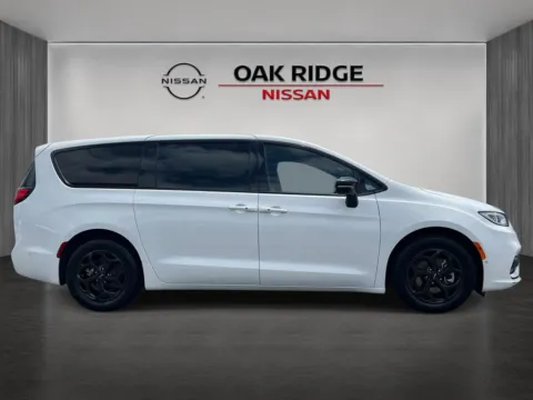 Photos of 2024 Chrysler Pacifica Hybrid S Appearance Pkg for sale in Oak Ridge, TN at Oak Ridge Nissan
