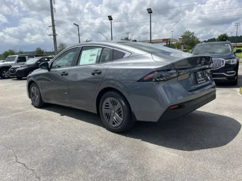 More photos of 2026 NISSAN SENTRA S at Oak Ridge Nissan, TN