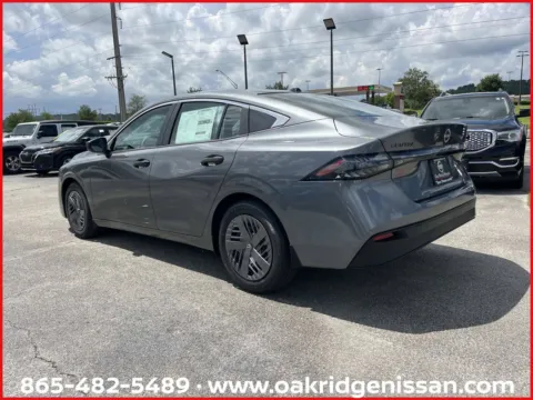 More photos of 2026 NISSAN SENTRA S at Oak Ridge Nissan, TN