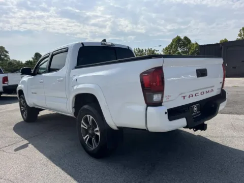 More photos of 2018 Toyota Tacoma TRD Sport at Oak Ridge Nissan, TN