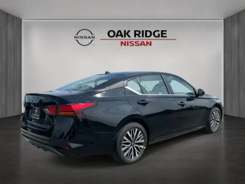 Another view of 2026 Nissan Altima SV for sale in Oak Ridge, TN at Oak Ridge Nissan