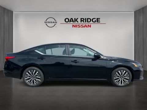 Photos of 2026 NISSAN ALTIMA SV for sale in Oak Ridge, TN at Oak Ridge Nissan