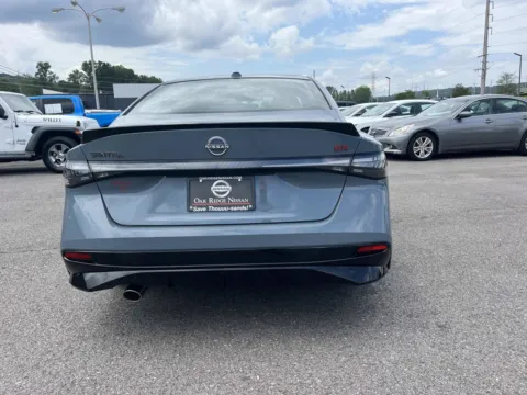 More photos of 2026 NISSAN SENTRA SR at Oak Ridge Nissan, TN