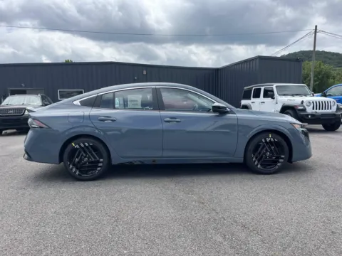 Photos of 2026 NISSAN SENTRA SR for sale in Oak Ridge, TN at Oak Ridge Nissan