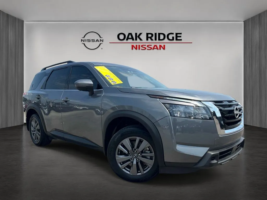 Gray 2024 Nissan Pathfinder SV for sale in Oak Ridge, TN
