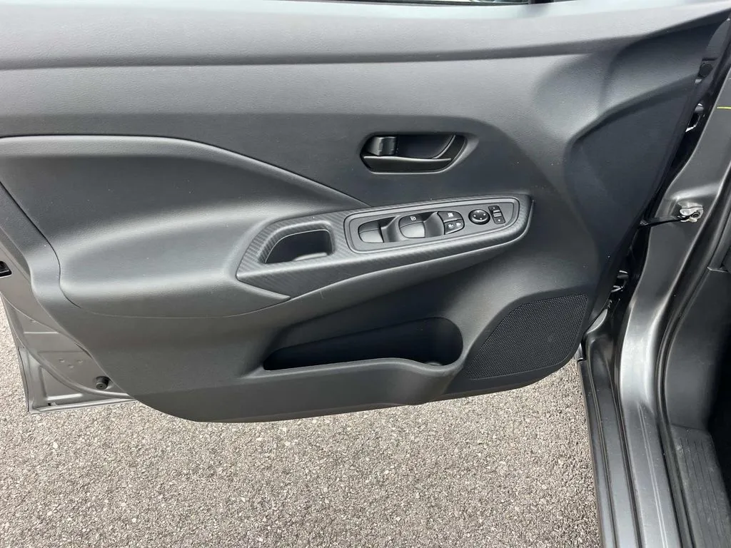 2025 Nissan Versa Sedan S - Photo 23