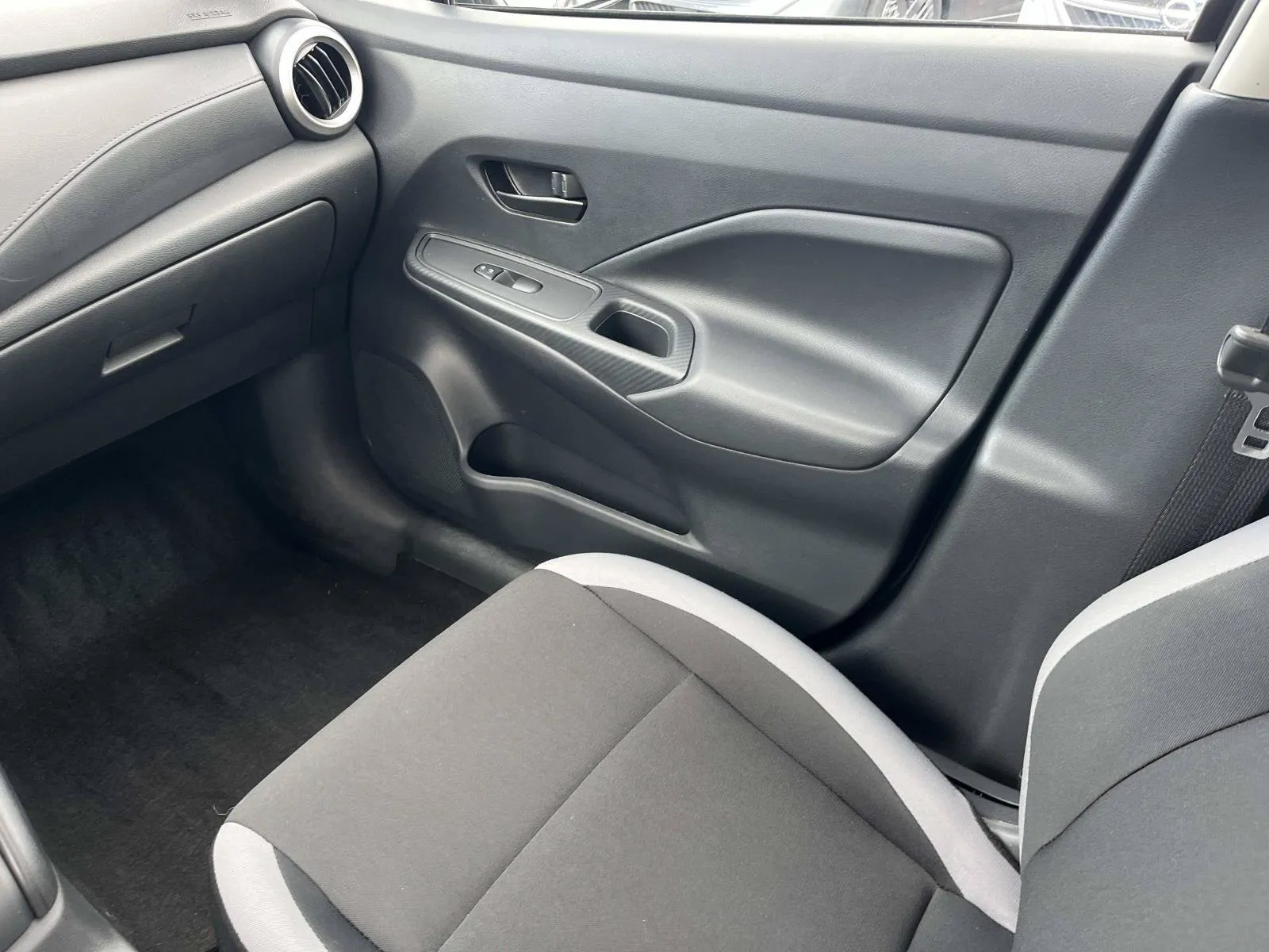 2025 Nissan Versa Sedan S - Photo 13