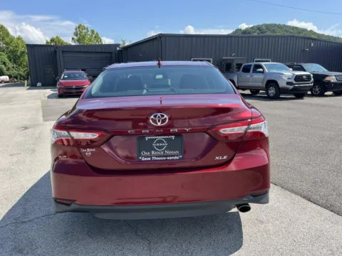 More photos of 2018 TOYOTA CAMRY L/LE/XLE/ at Oak Ridge Nissan, TN