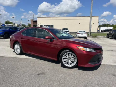 Red 2018 TOYOTA CAMRY L/LE/XLE/ for sale in Oak Ridge, TN