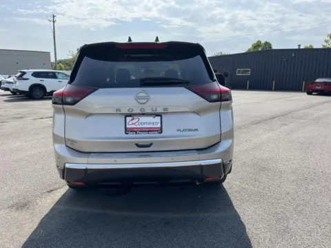 More photos of 2025 Nissan Rogue Platinum at Oak Ridge Nissan, TN