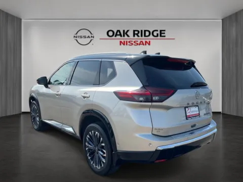 More photos of 2025 Nissan Rogue Platinum at Oak Ridge Nissan, TN