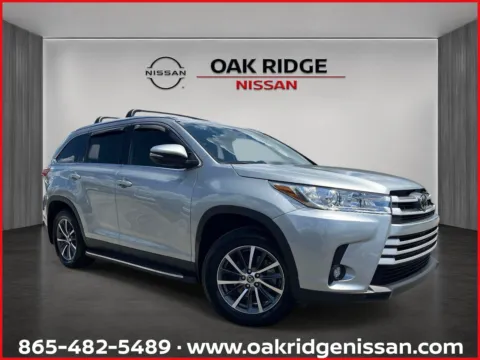 Silver 2019 TOYOTA HIGHLANDER SE/X for sale in Oak Ridge, TN