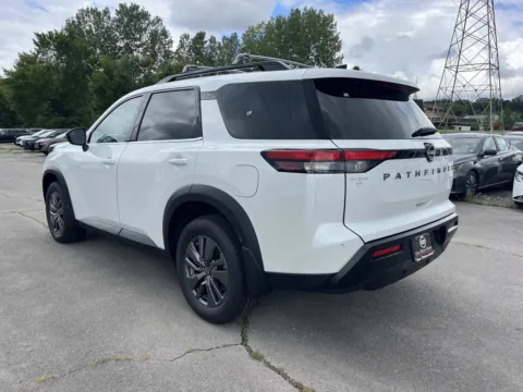 More photos of 2026 NISSAN PATHFINDER SV at Oak Ridge Nissan, TN