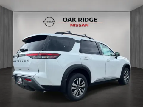 Another view of 2026 NISSAN PATHFINDER SL for sale in Oak Ridge, TN at Oak Ridge Nissan